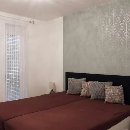 Apartment Silver Bay Apartman *